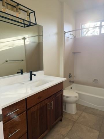 2540 E Desert Cliff Dr #1 - Photo 6 of 17