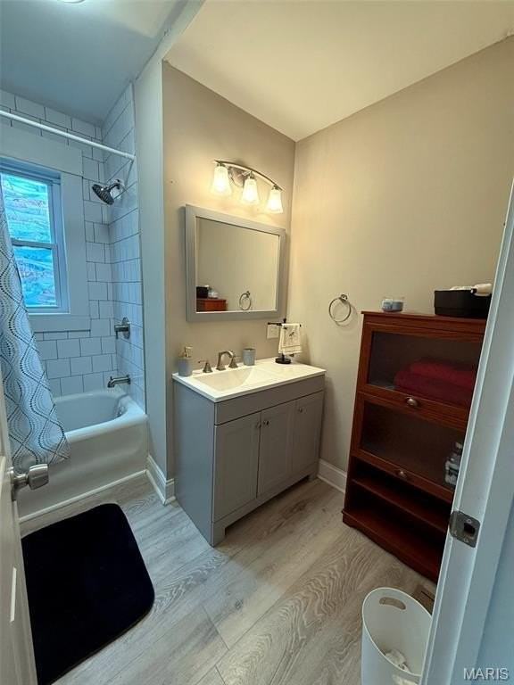 9914 Clyde Ave - Photo 7 of 20