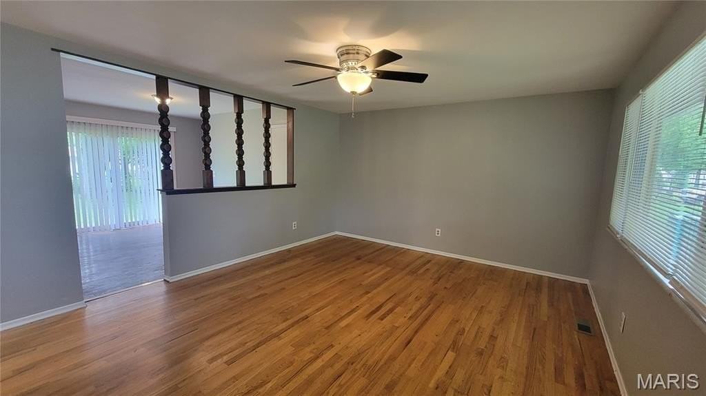 800 Laredo Ave - Photo 4 of 15