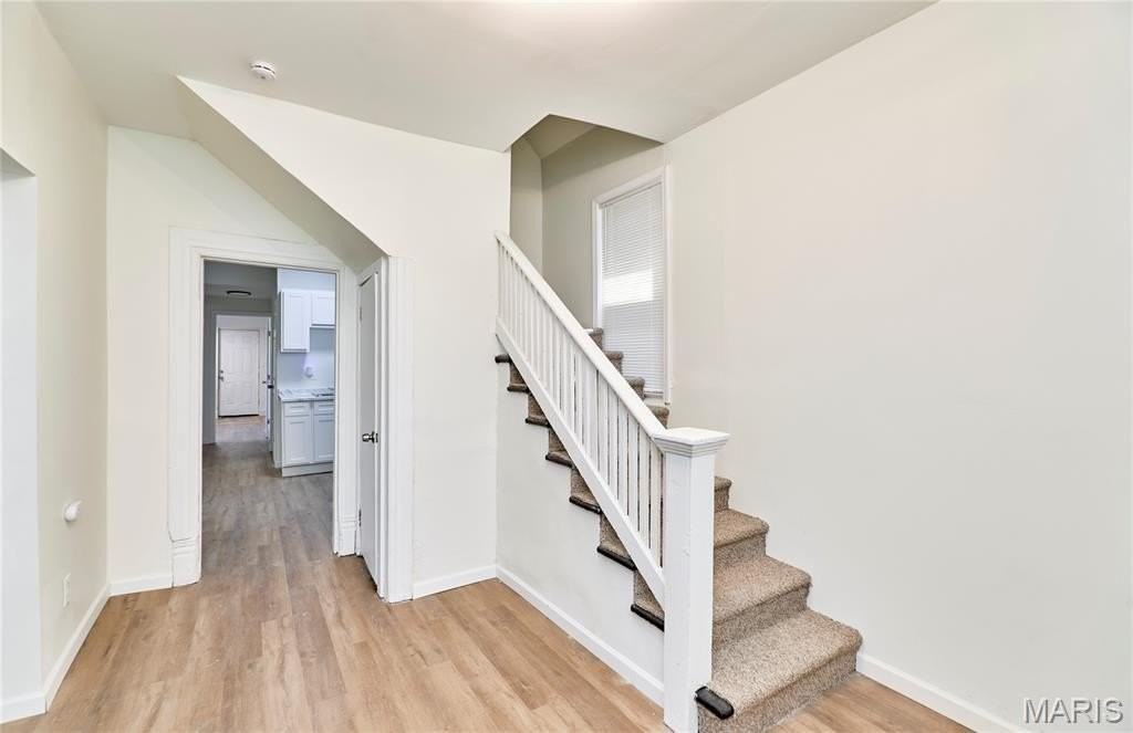 6625 Bartmer Ave - Photo 3 of 24