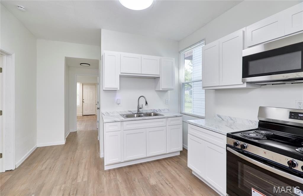 6625 Bartmer Ave - Photo 6 of 24