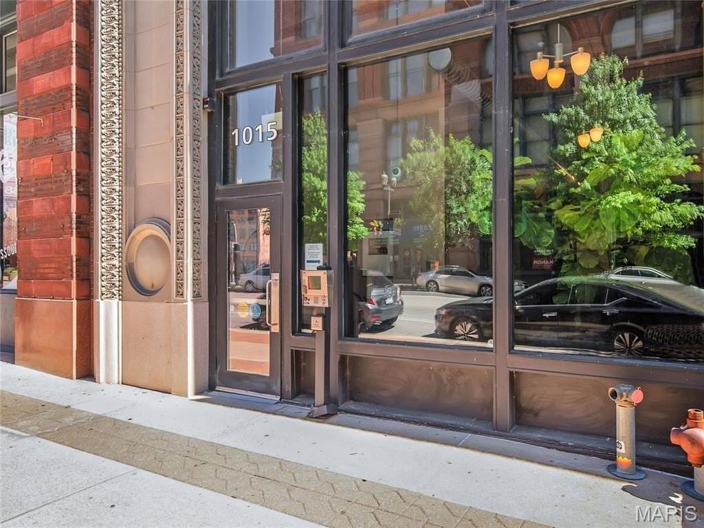 1015 Washington Ave #401 - Photo 4 of 26