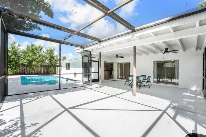 4238 Magnolia Street - Photo 4 of 8