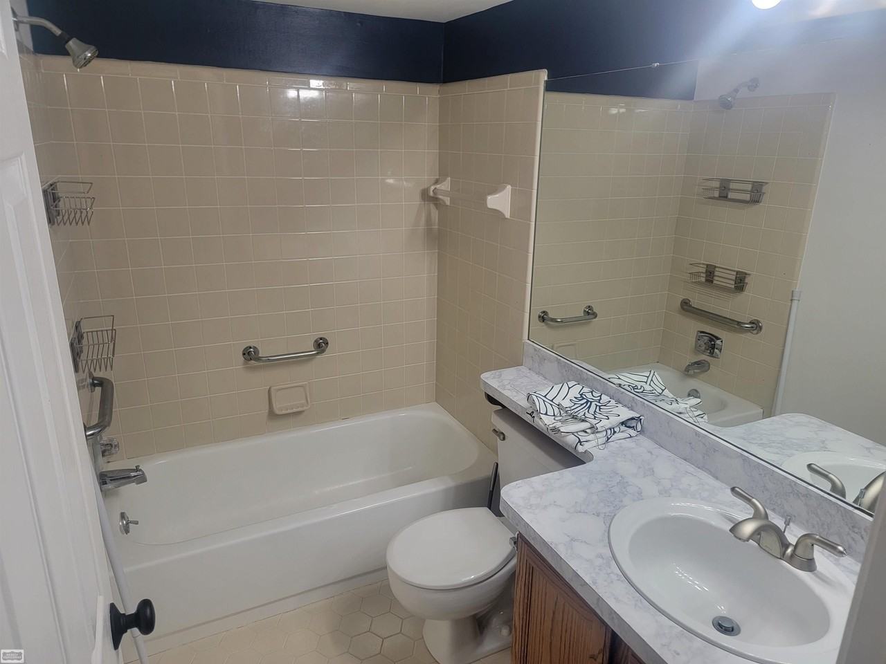 38610 Harrison Creek Ct - Photo 5 of 9