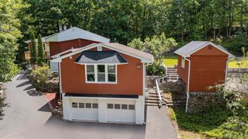 featured image of 219 Benedict Rd