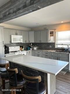 8 Diane Rd - Photo 4 of 11