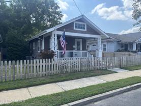 606 Hammond Ave - Photo 1 of 1
