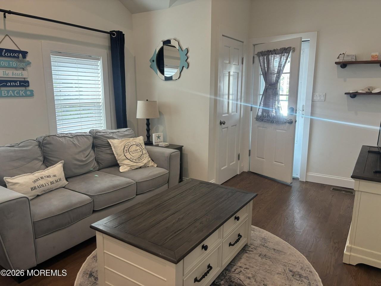 606 Hammond Ave - Photo 6 of 16