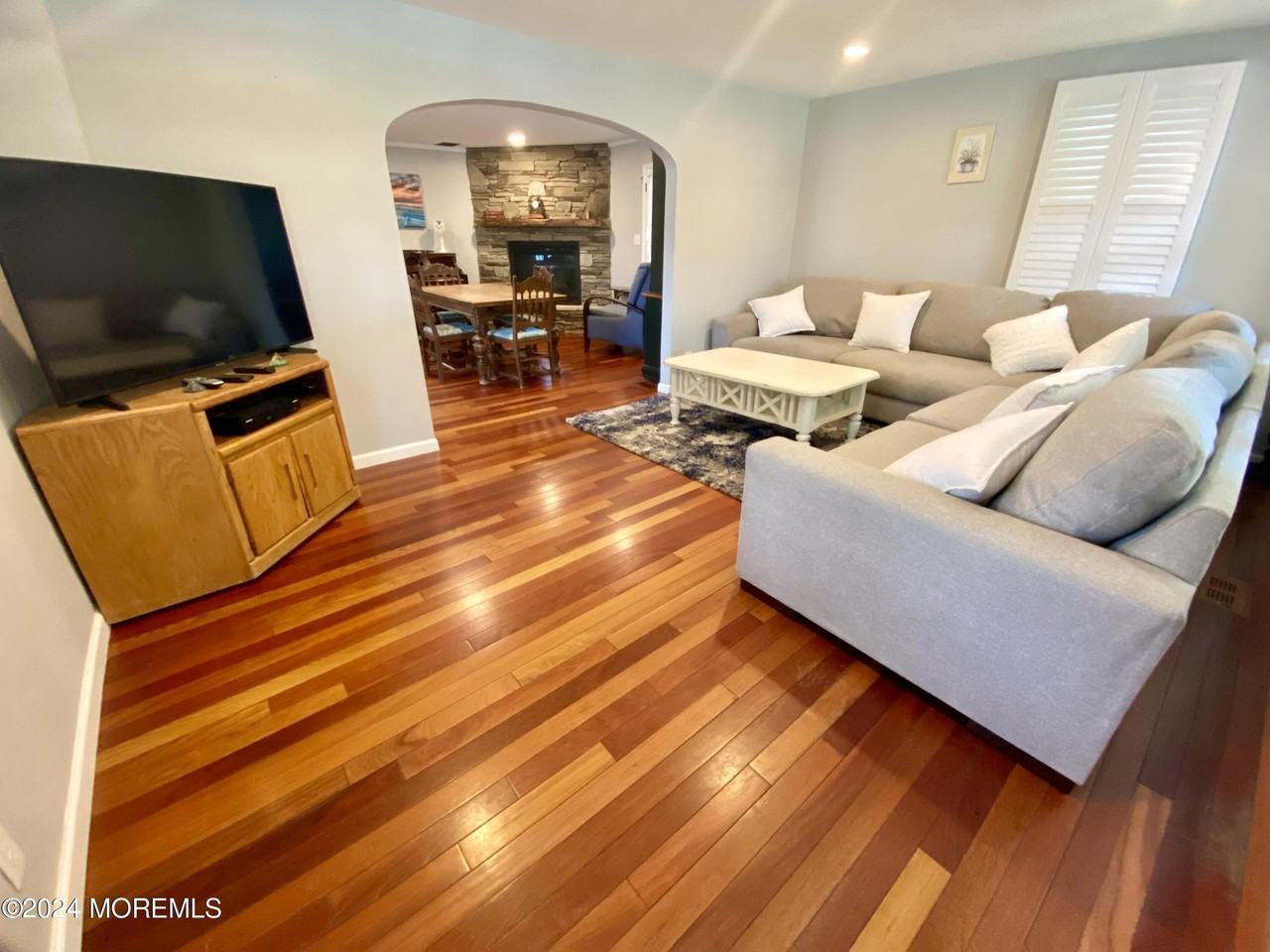 510 Garfield Ave - Photo 6 of 43