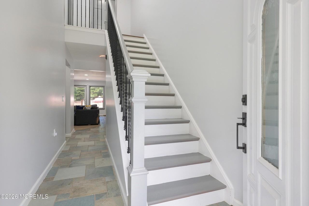 2450 Capshaw Rd - Photo 6 of 31