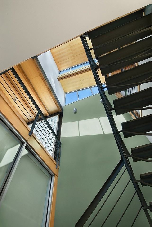 1933 N Damen Ave - Photo 5 of 6