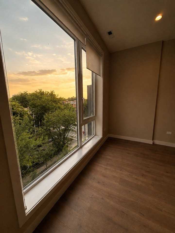 3757 N Sheffield Ave #408 - Photo 2 of 21