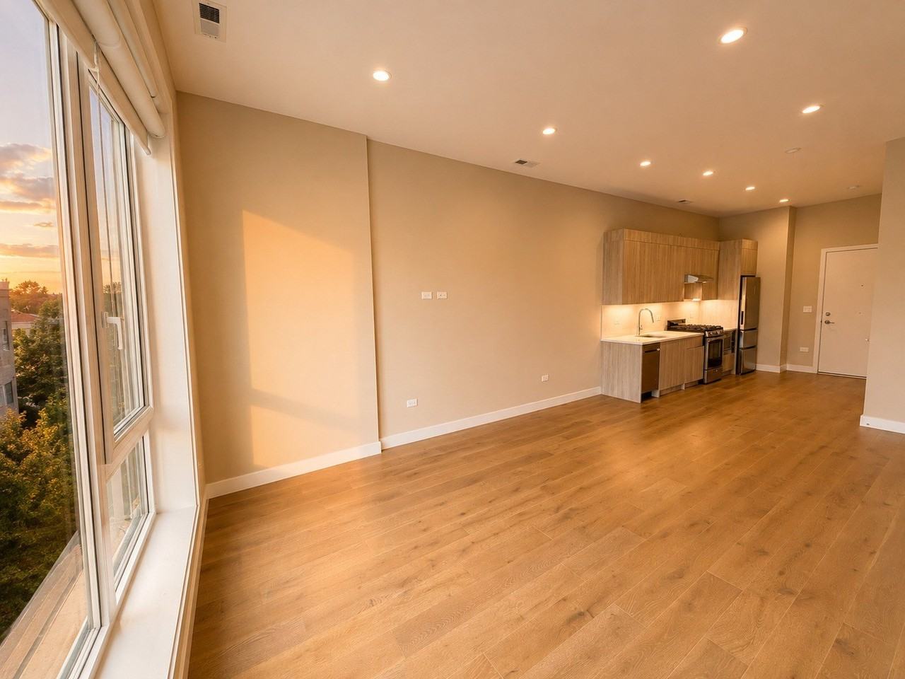 3757 N Sheffield Ave #408 - Photo 4 of 21