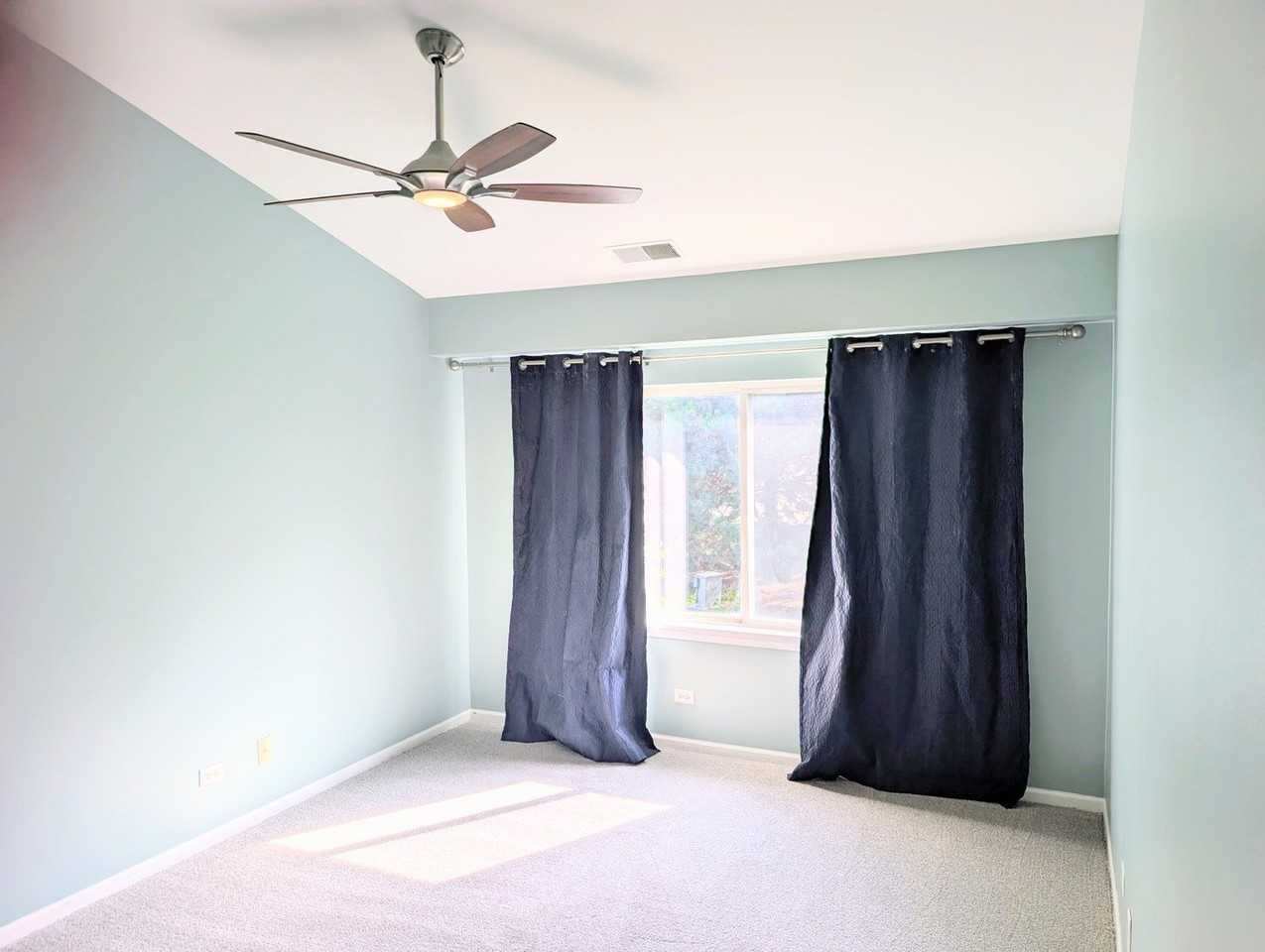 3055 Kentshire Cir - Photo 6 of 8