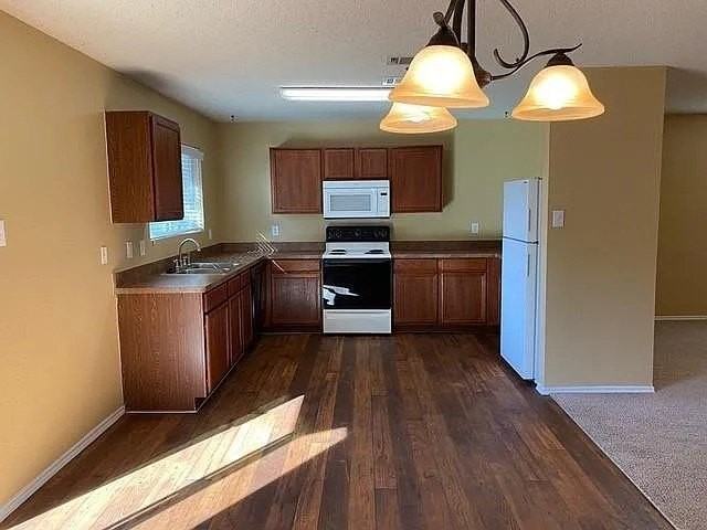 8657 Boswell Meadows Dr - Photo 3 of 22