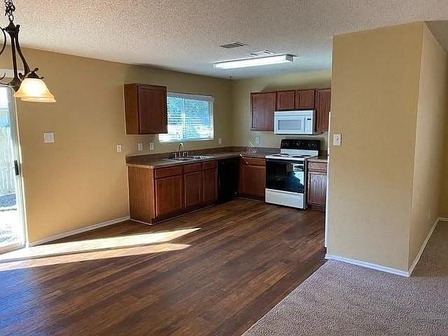 8657 Boswell Meadows Dr - Photo 4 of 22