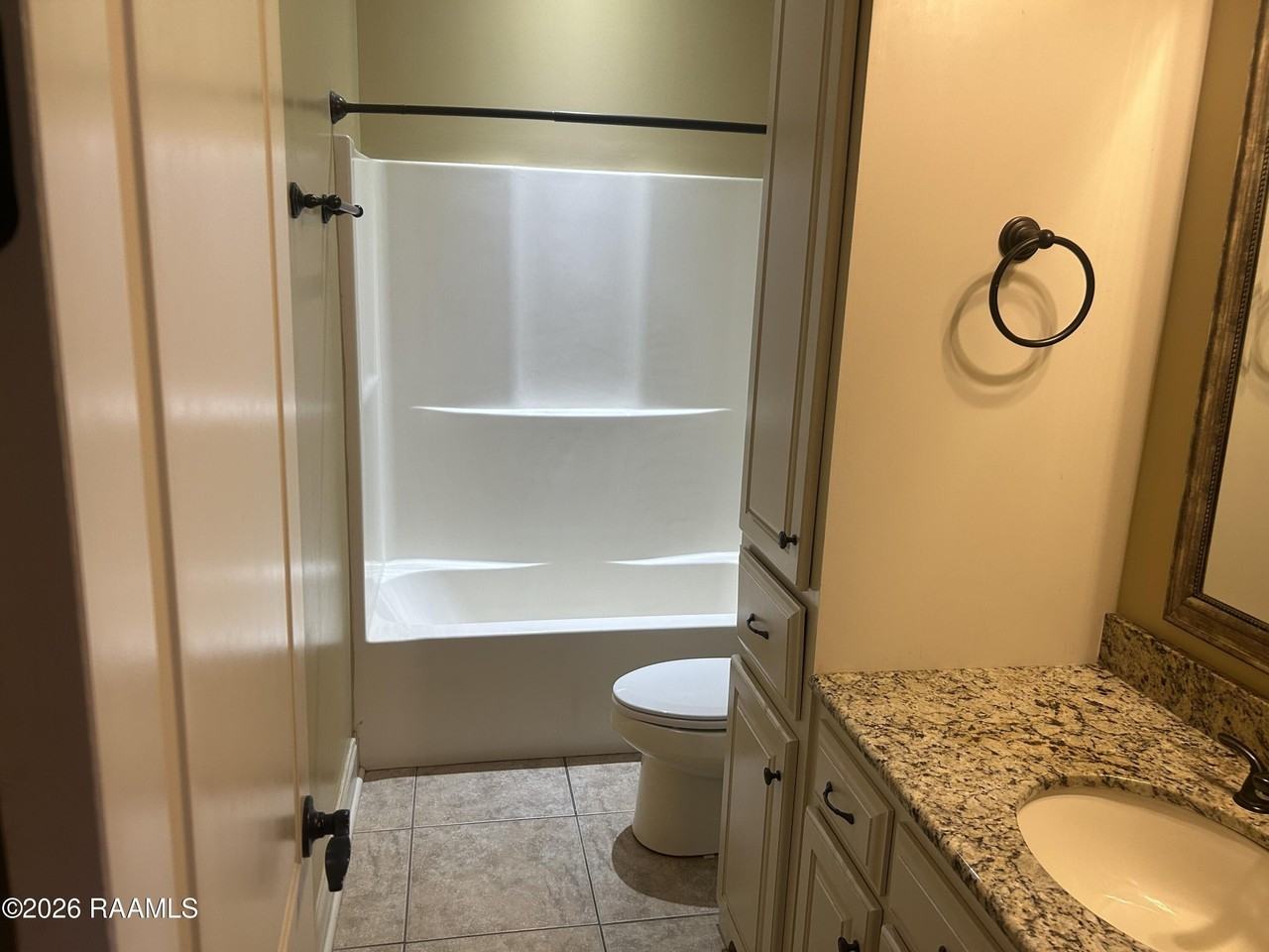 303 Annabelle Ln - Photo 6 of 17