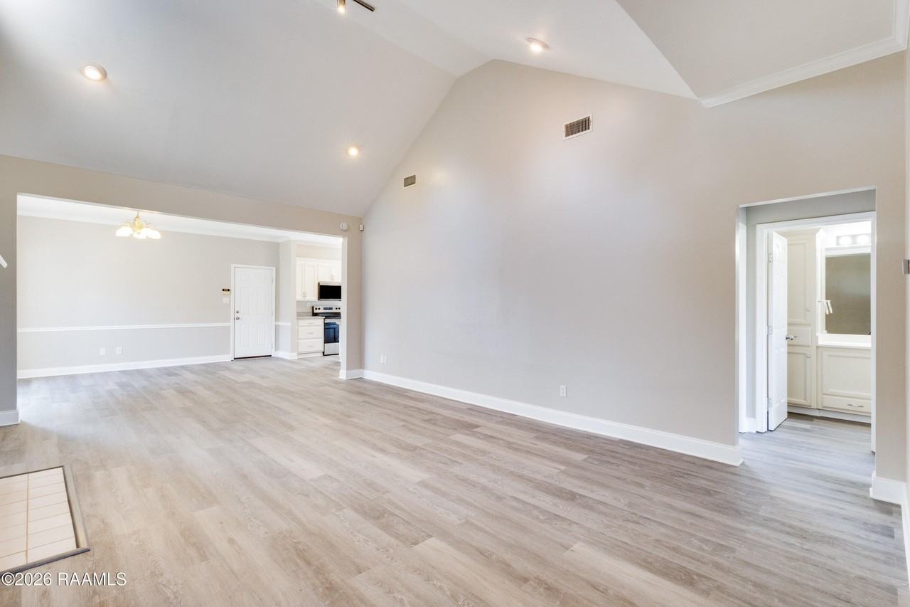 111 Songbird Ln - Photo 6 of 22