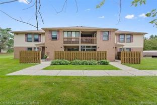 19313 Surrey Ln - Photo 1 of 1
