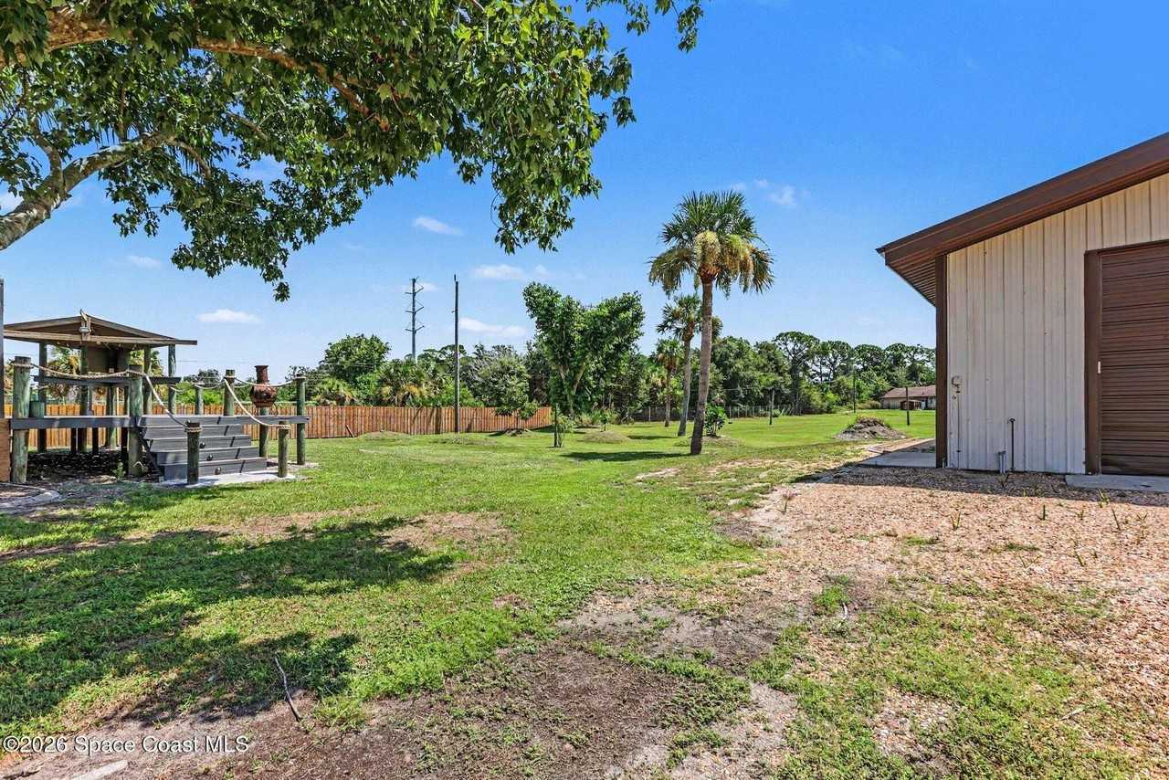 3200 N Tropical Trl - Photo 5 of 28