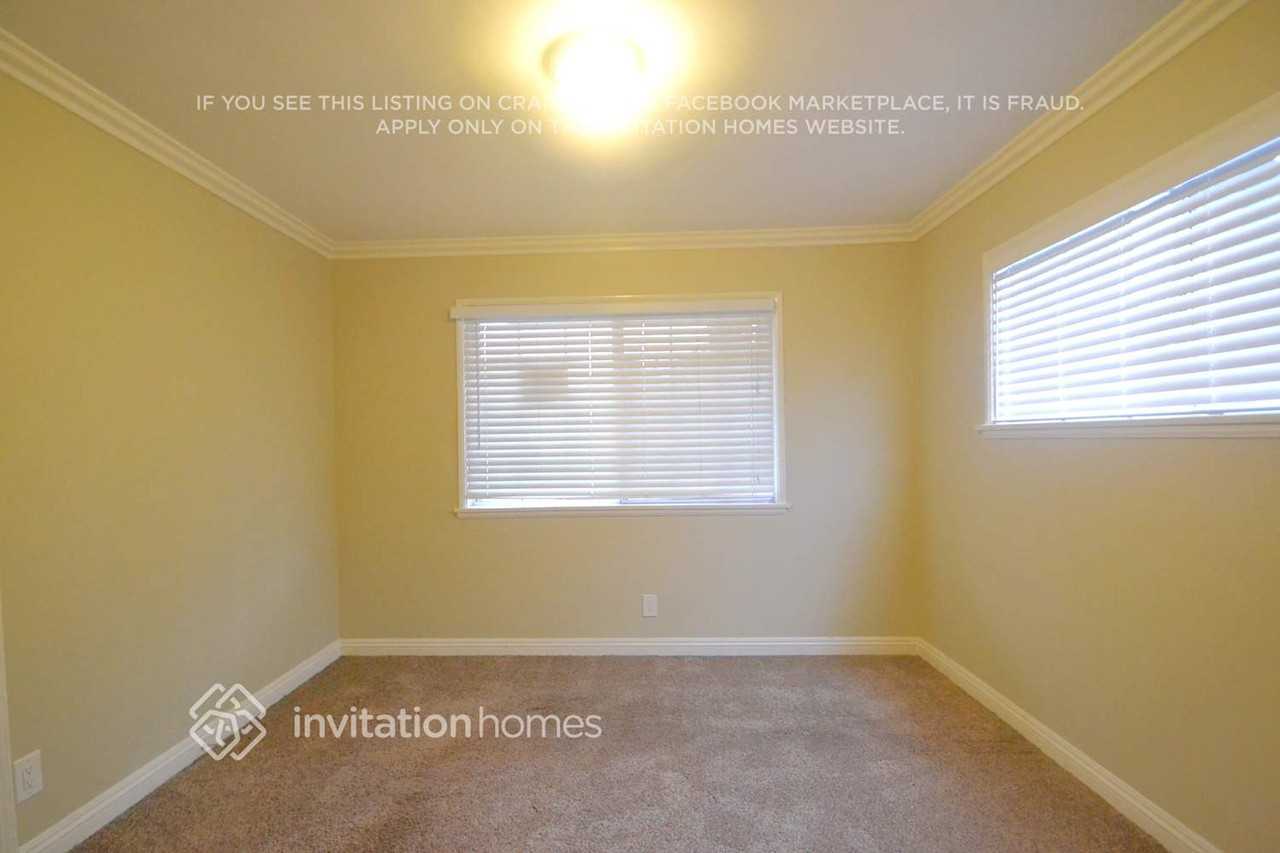 13425 Ebell St - Photo 4 of 11