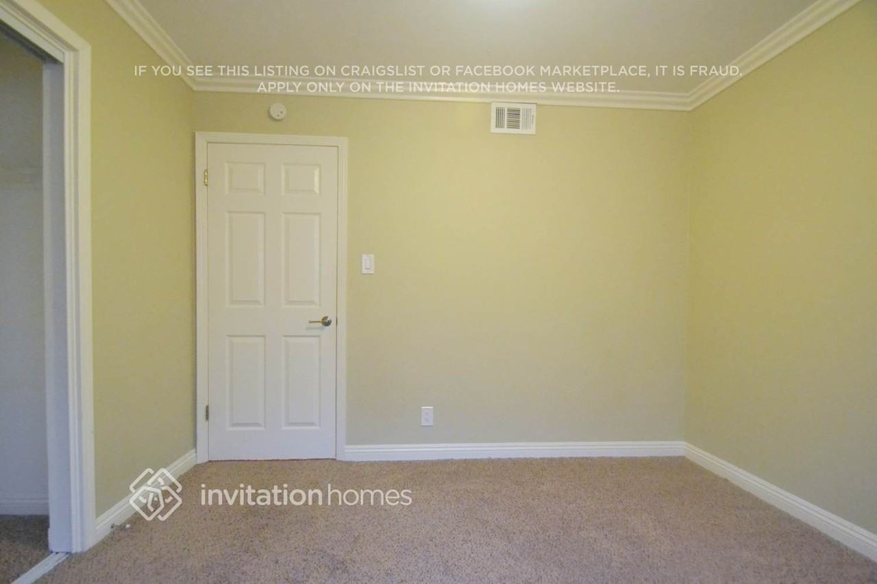 13425 Ebell St - Photo 7 of 11