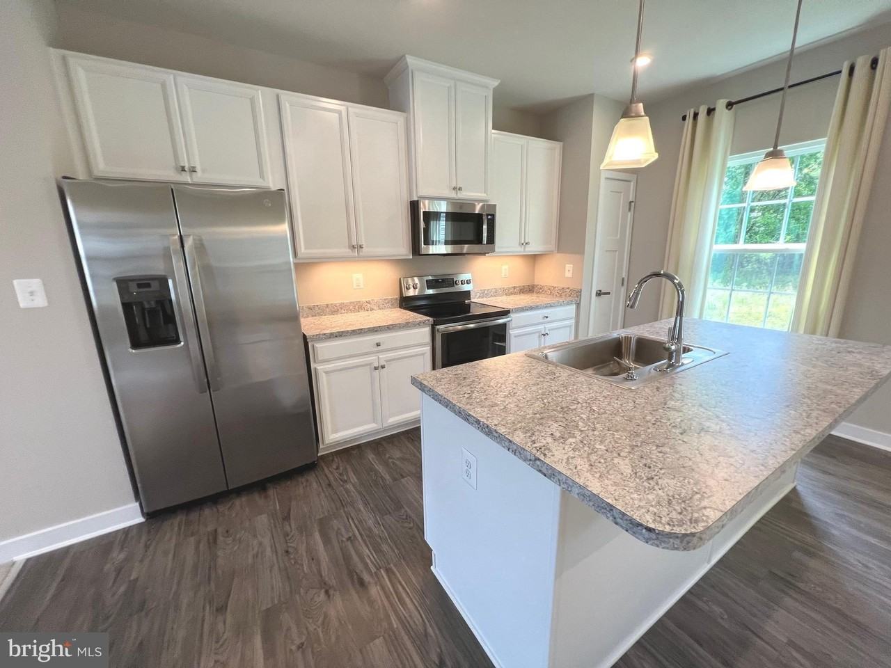 1903 Spearfish Ct - Photo 2 of 45