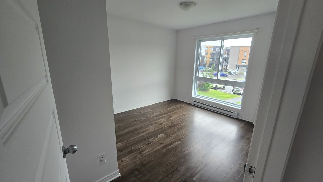193 Rue Nancy-Elliott #2 - Photo 6 of 13