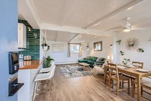 featured image of 1190 Oak Cir