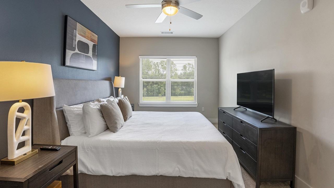 1200 Loveland Blvd. - Photo 4 of 42