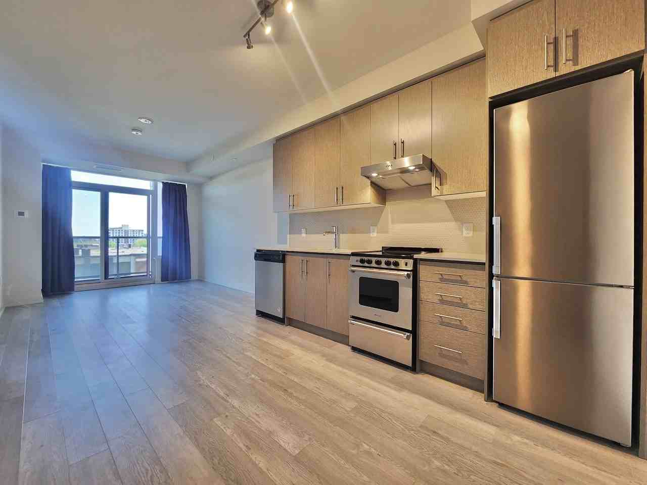 212 King William Street #723 - Photo 4 of 27