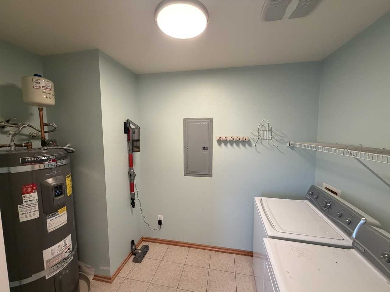 246 Prince Ave #201 - Photo 2 of 20
