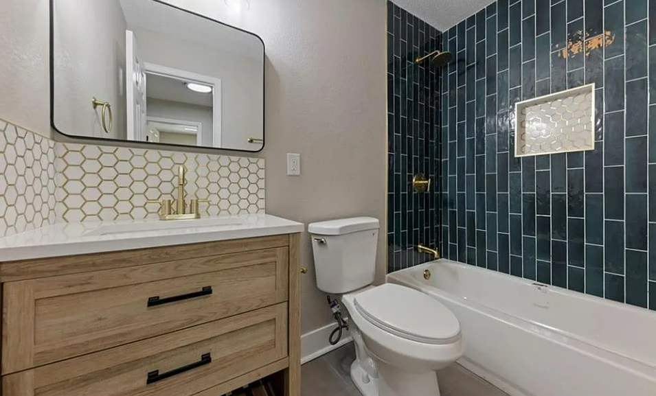11207 Monroe Ct - Photo 6 of 11