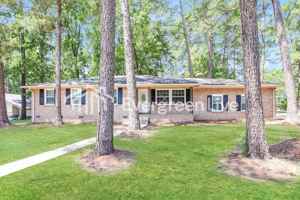 featured image of 4725 Bonnie Forest Blvd