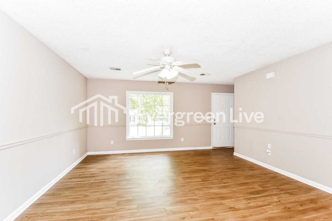 212 Braewick Rd - Photo 2 of 15