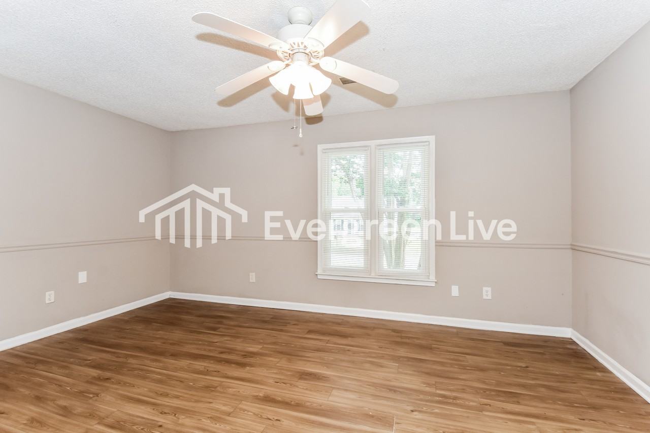 212 Braewick Rd - Photo 7 of 15
