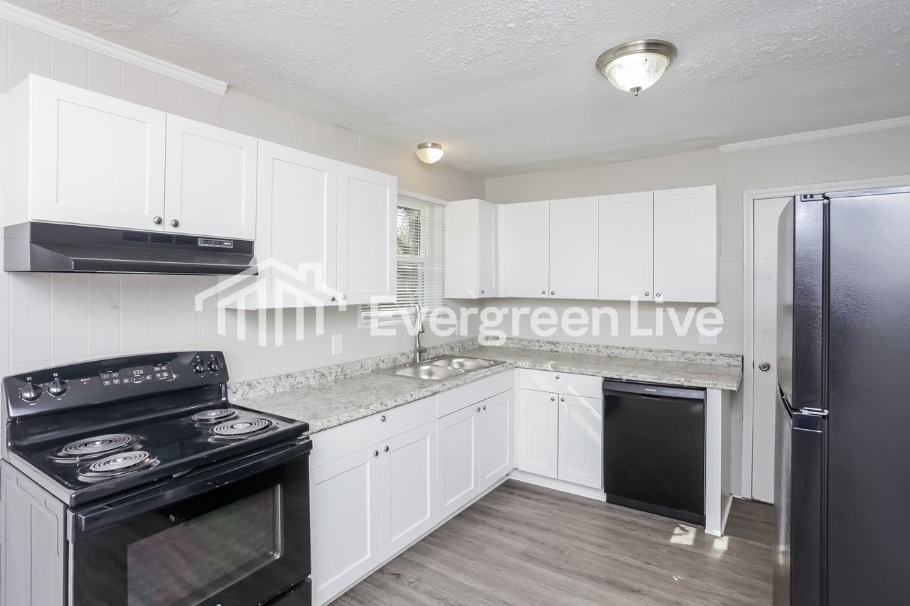 404 Richcreek Rd - Photo 5 of 15