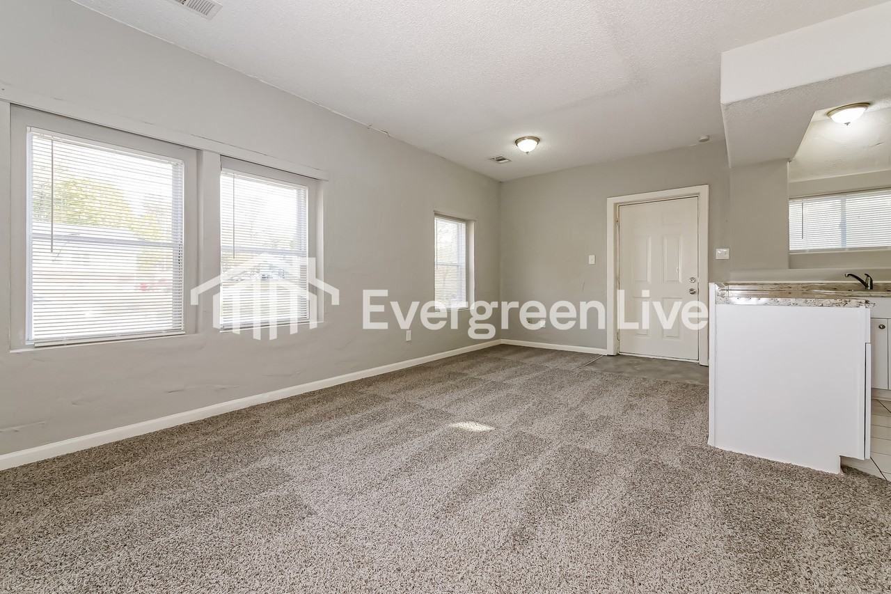 16501 S Crackerneck Rd - Photo 3 of 15