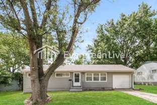 11213 Crystal Ave - Photo 1 of 1