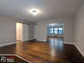 5536 N Sheridan Rd - Photo 1 of 1