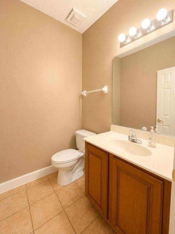 8650 Tara Oaks Ct - Photo 2 of 16