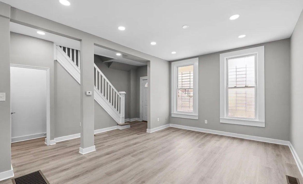 1804 E 29th St - Photo 5 of 23