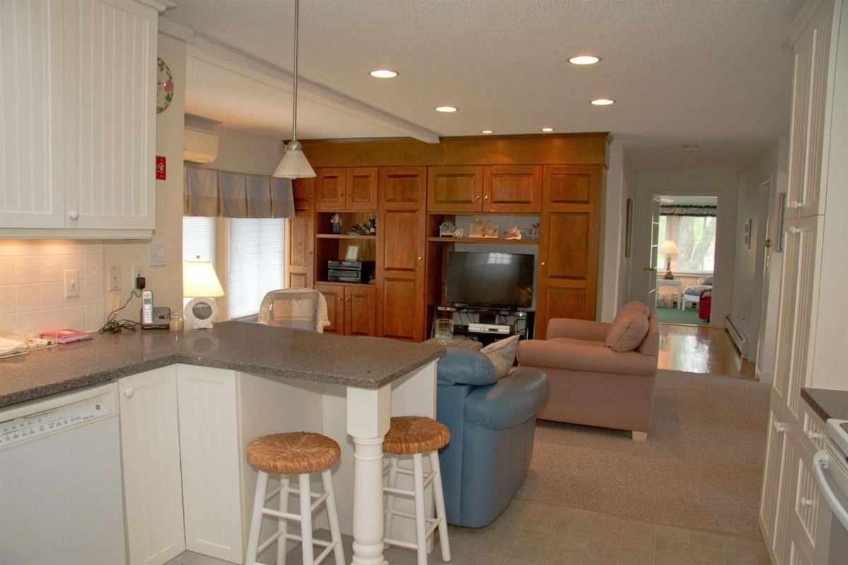 16 Kenphil Ave - Photo 5 of 14
