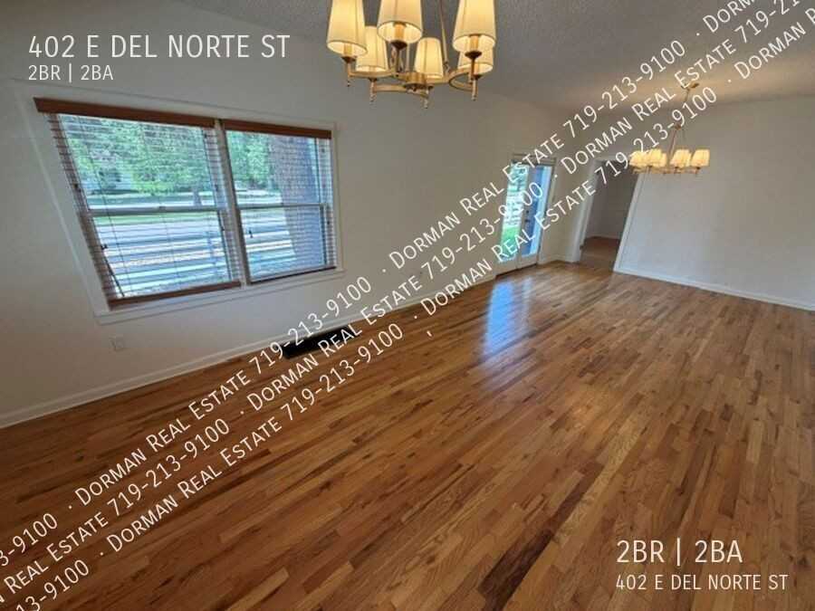 402 E Del Norte St - Photo 4 of 11