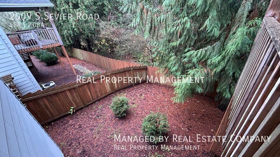 2009 S Sevier Rd - Photo 4 of 40