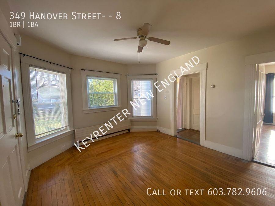 349 Hanover St #8 - Photo 3 of 6