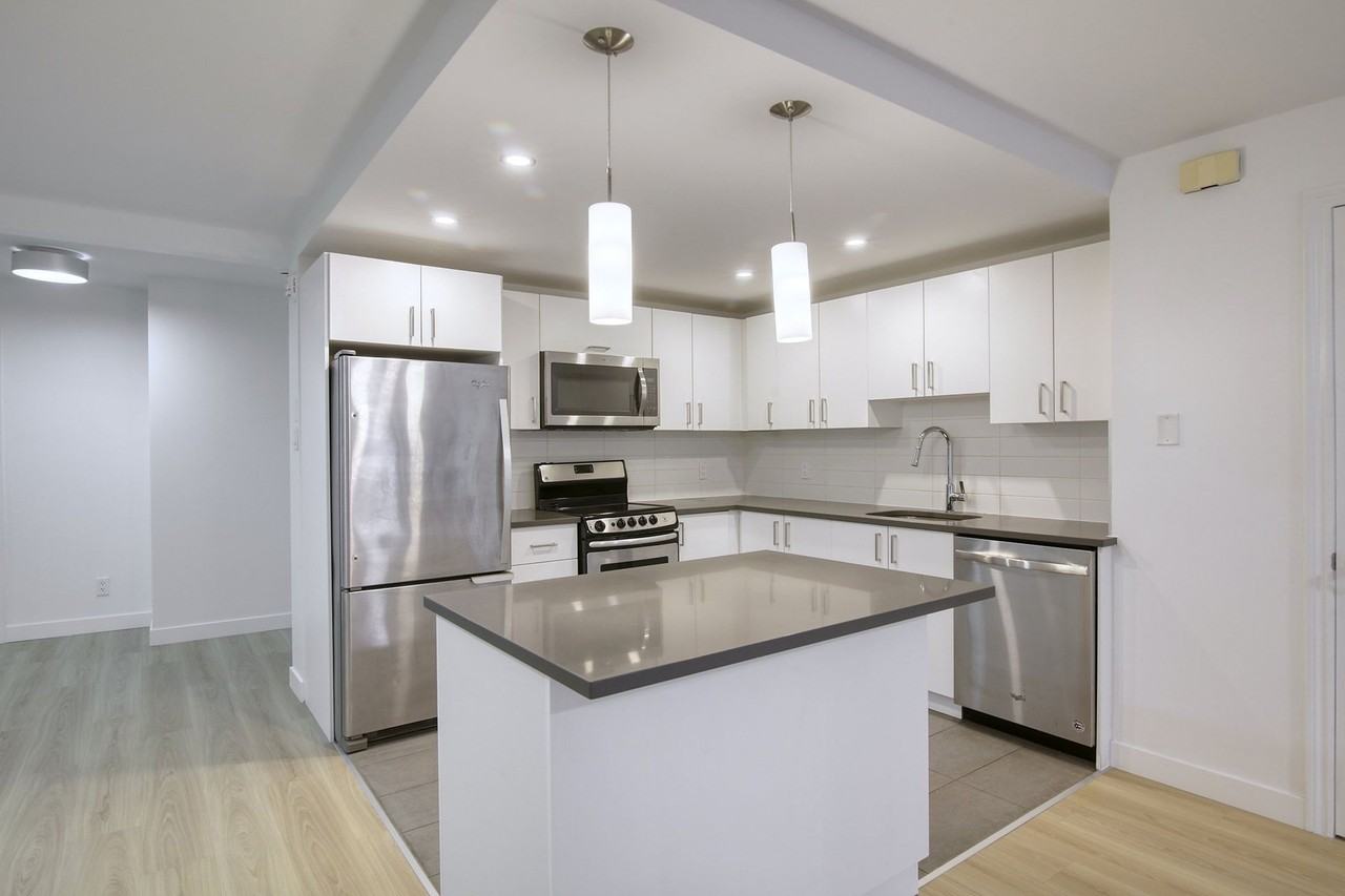 3460 Rue Durocher — photo 1