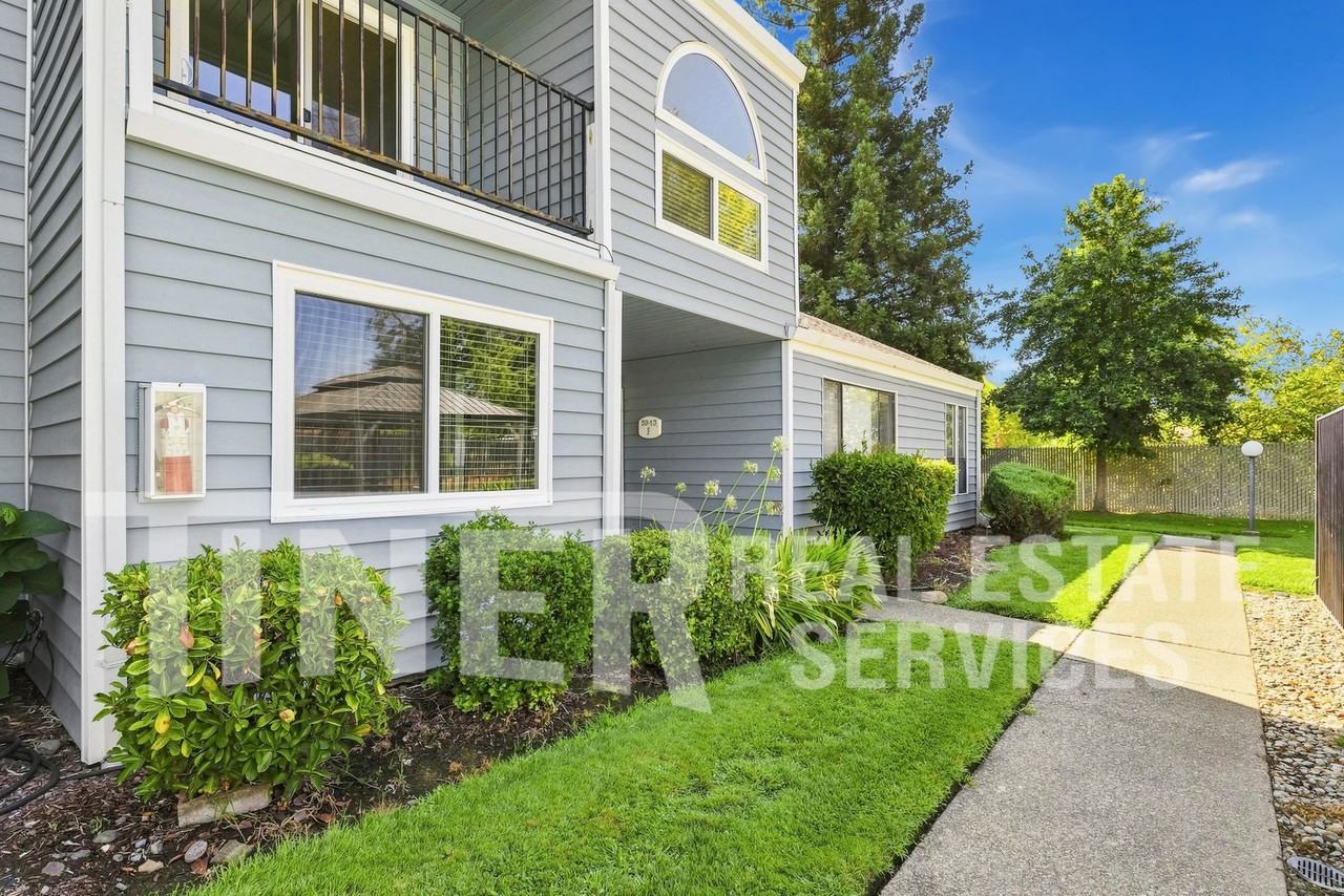 5943 Main Ave #F - Photo 5 of 30