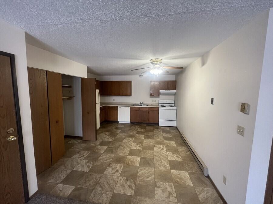 851 Driftwood Dr #1 - Photo 2 of 11