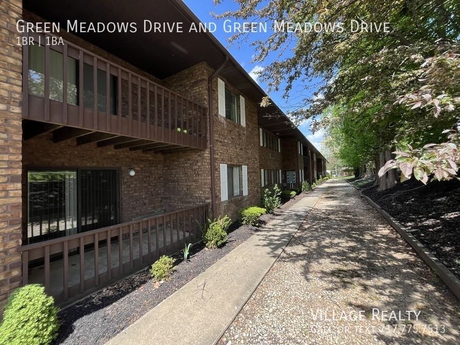Green Meadows Drive & & Green Meadows Drive #594 - Photo 2 of 50